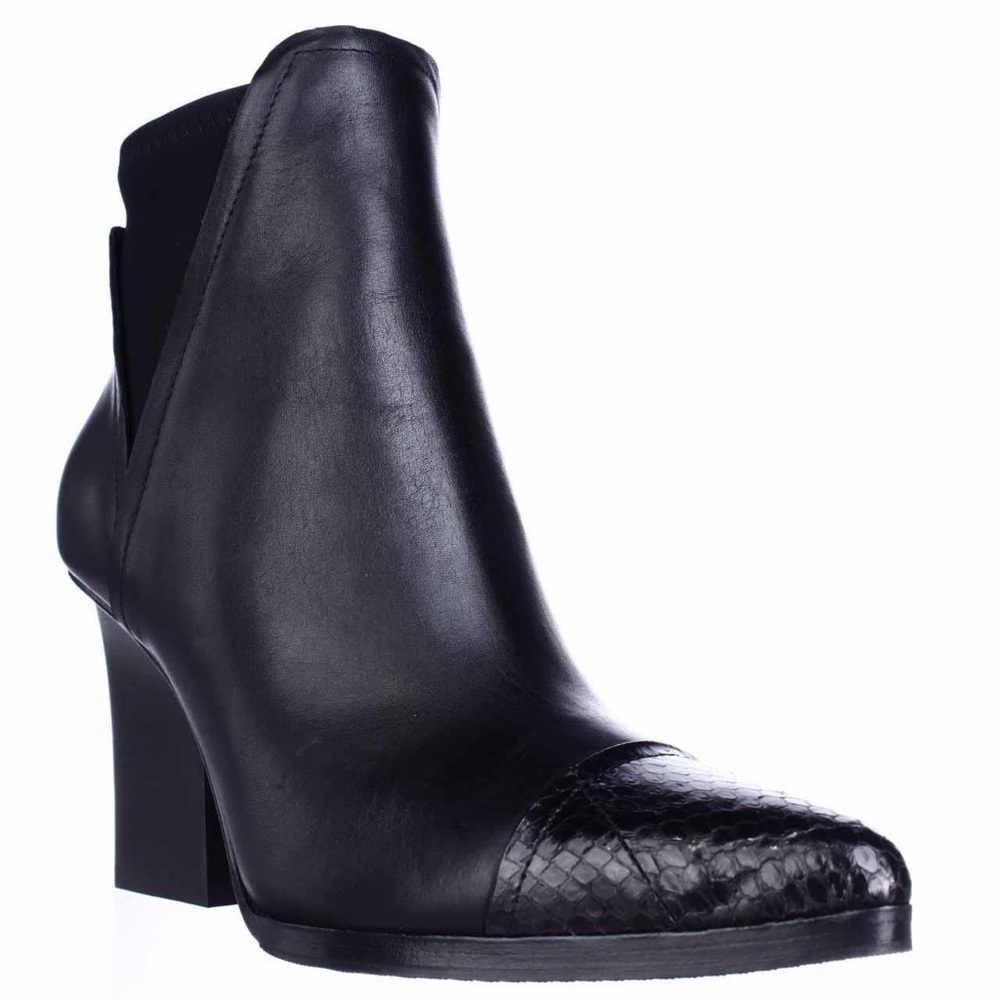 Donald J. Pliner pointed toe leather heeled booties - Picture 2 of 5